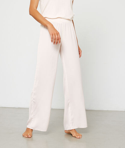 Wide leg trousers light pink.