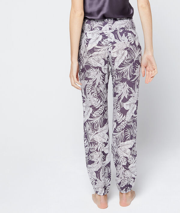 Satin trousers with foliage print Satin trousers with foliage print