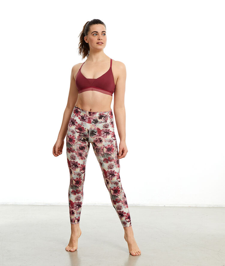 Yoga bra - medium support burgundy.