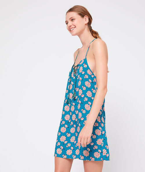 Floral nightshirt blue.
