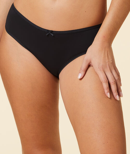 Pack of 3 cotton briefs multi-color.