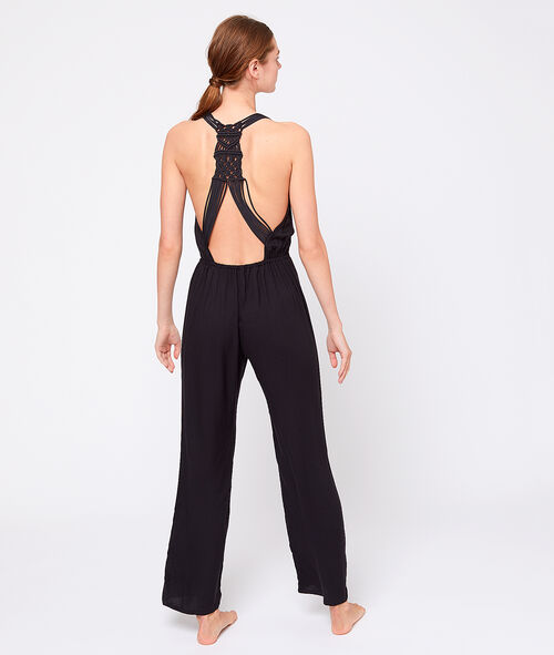 Loose jumpsuit with back in intricate macramé Loose jumpsuit with back in intricate macramé