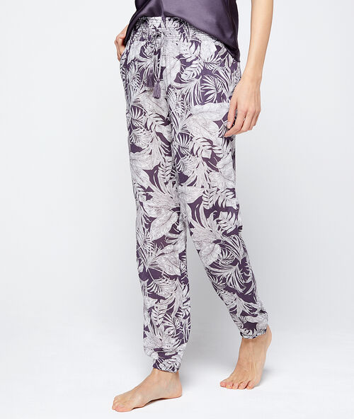 Satin trousers with foliage print grey.