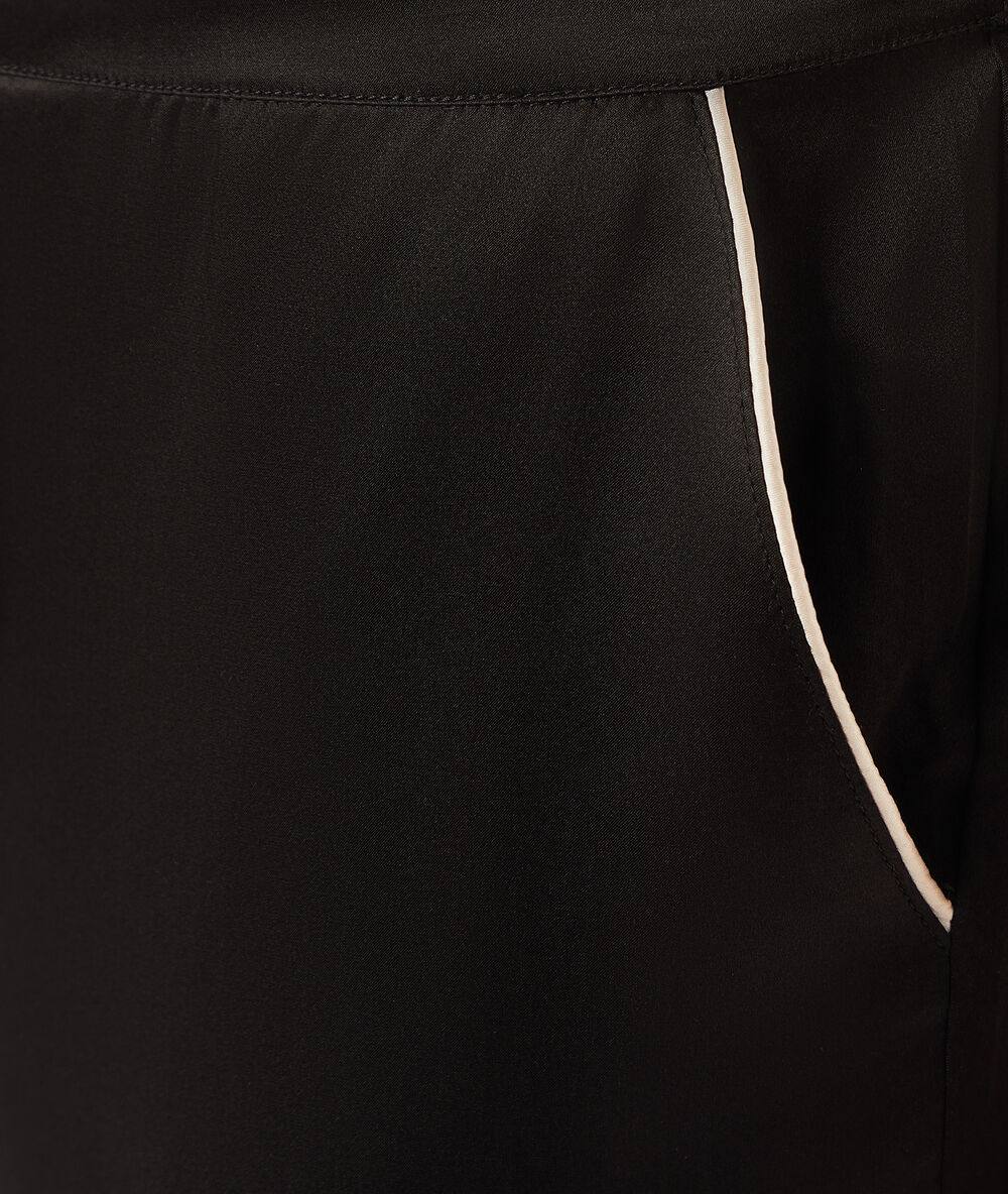 Silk trousers black.