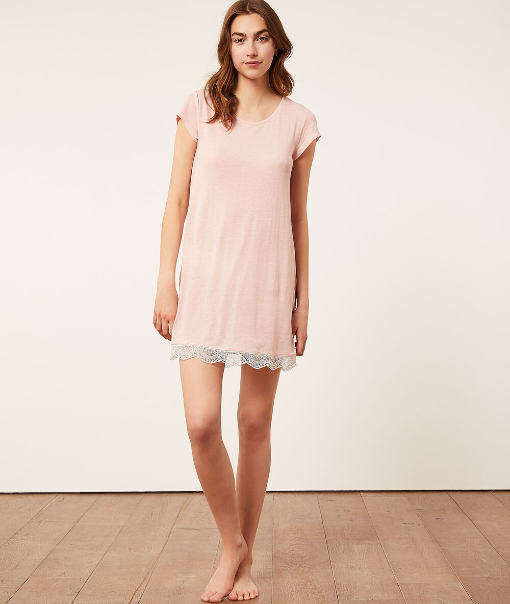 Nightshirt with lace hem pastel pink.