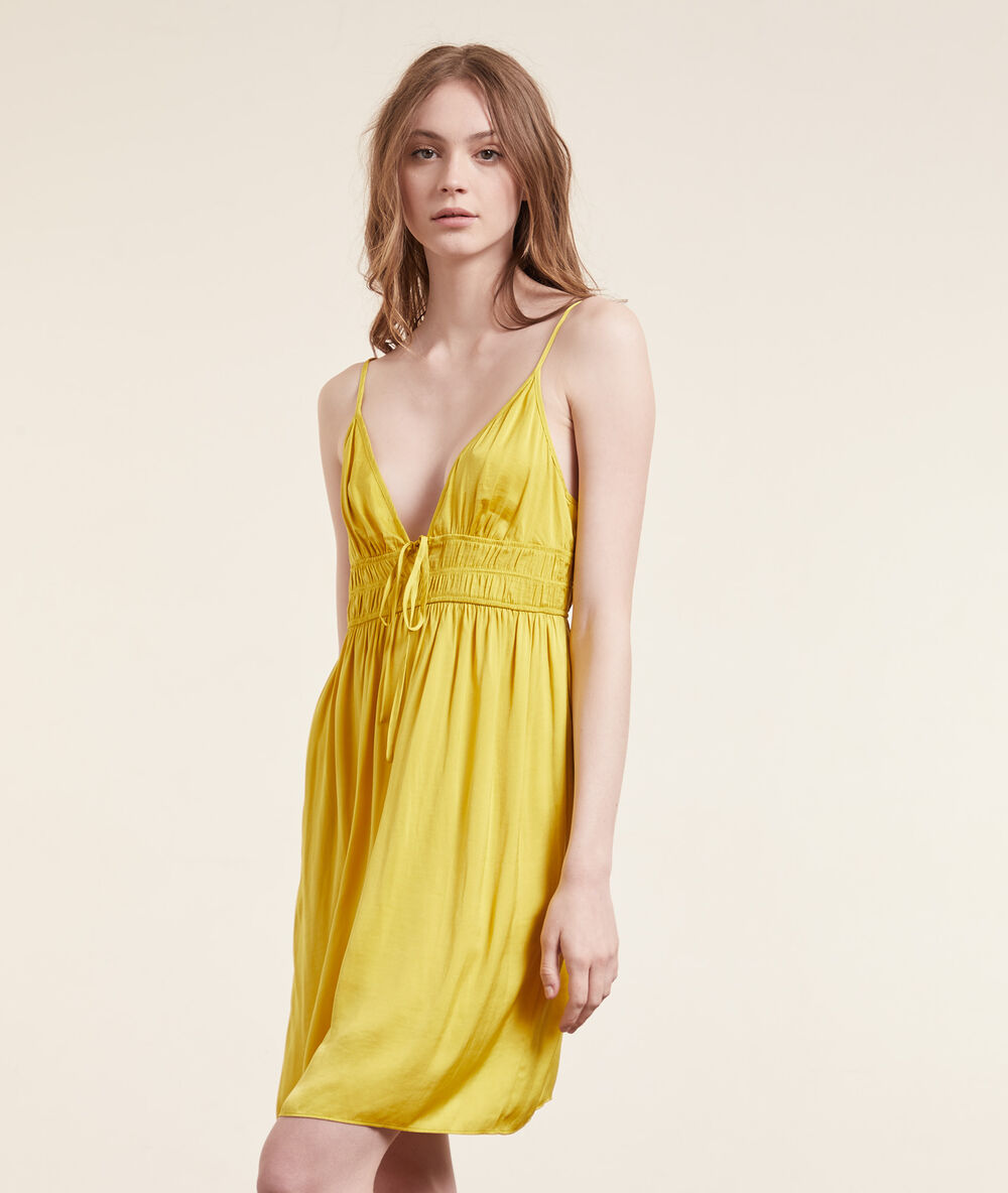 Strapless nighdress bright yellow.