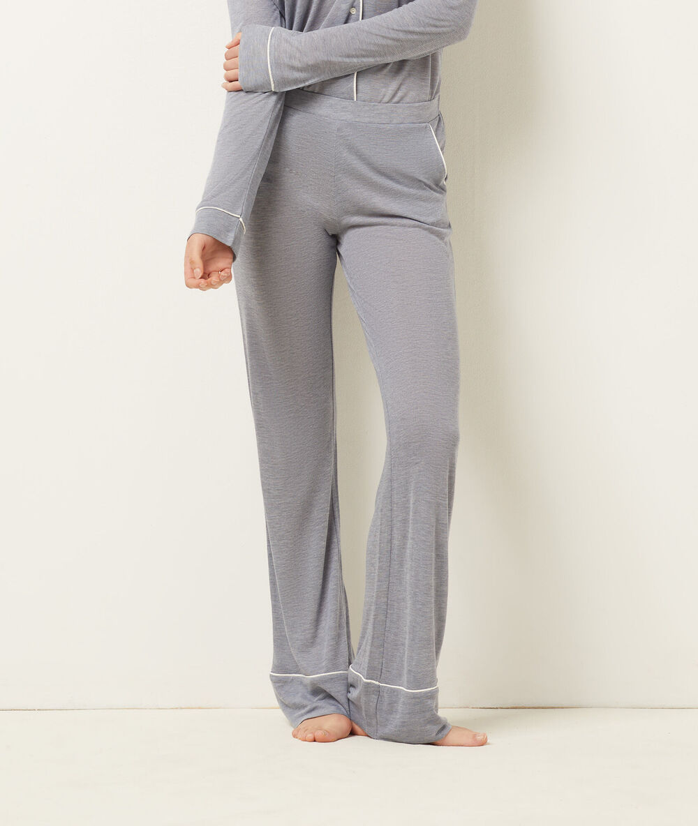 Plain wide-leg trousers navy.