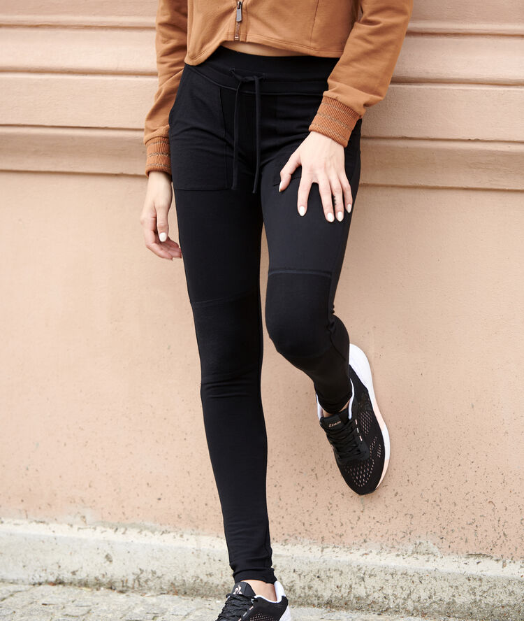Sportswear trousers black.