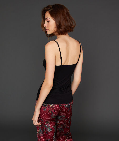 Lace neckline top Lace neckline top