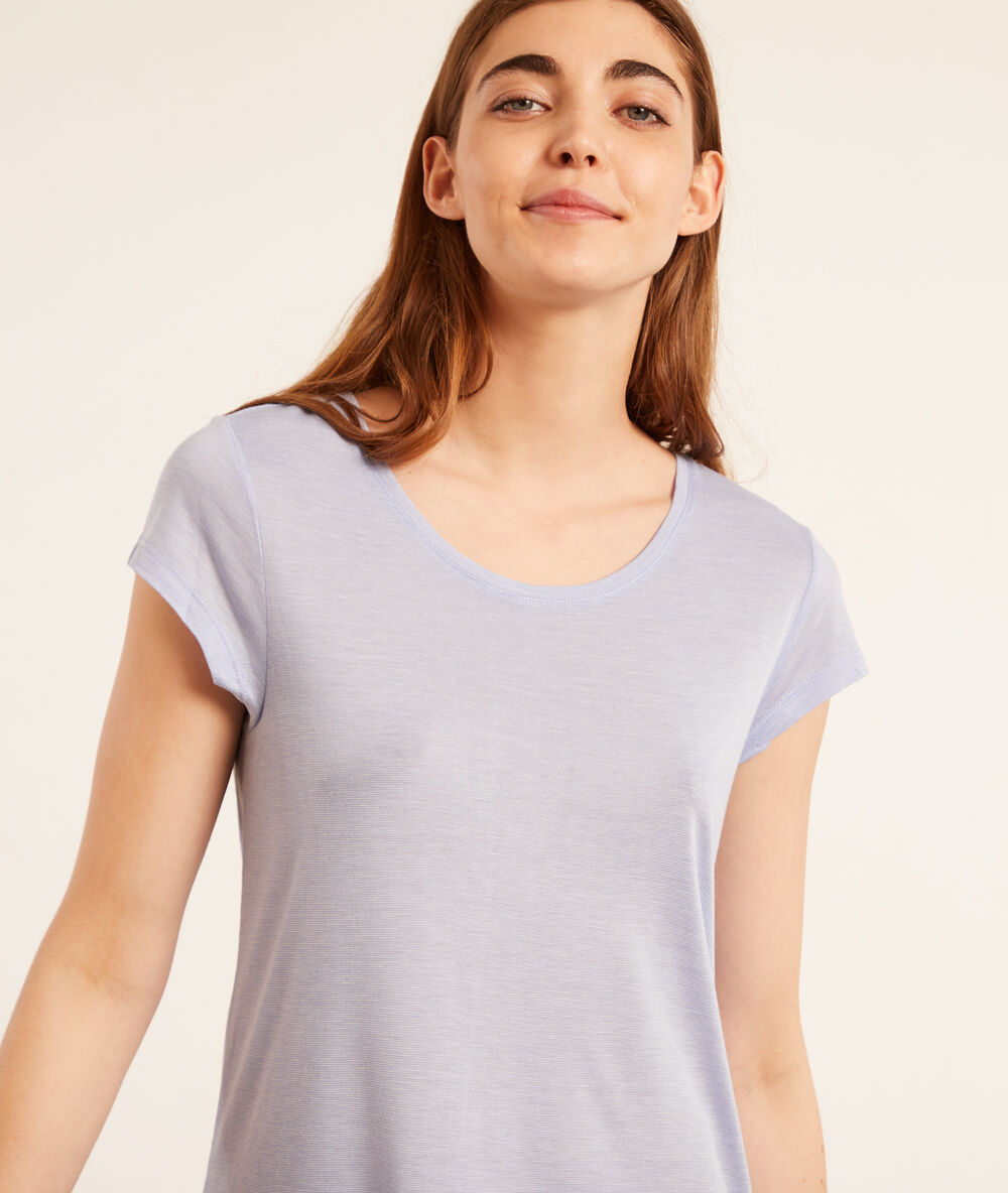 Lace trim nightdress grey.