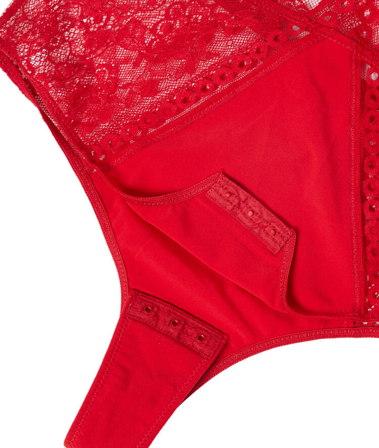Body en dentelle et microfibre, dos croisé rouge.