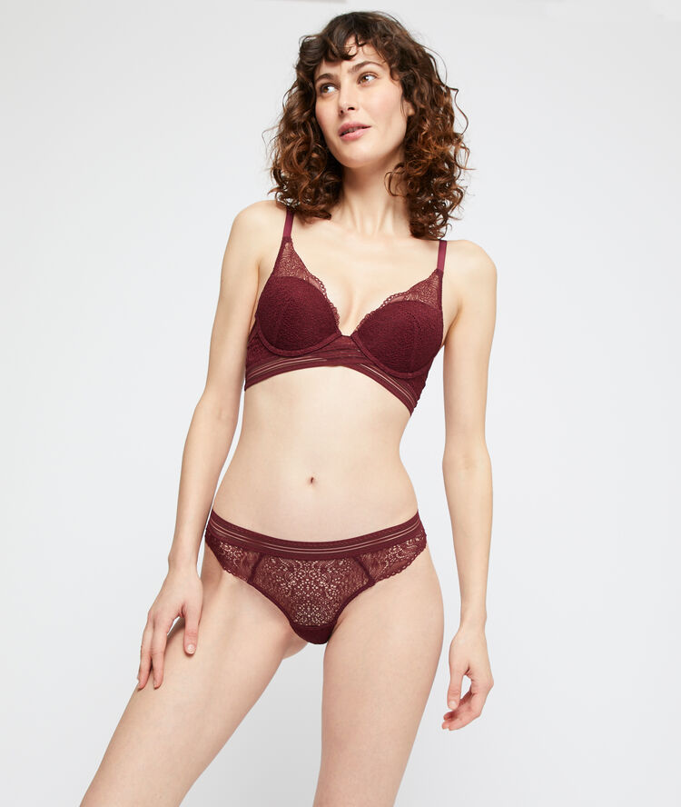 Lace tanga plum.