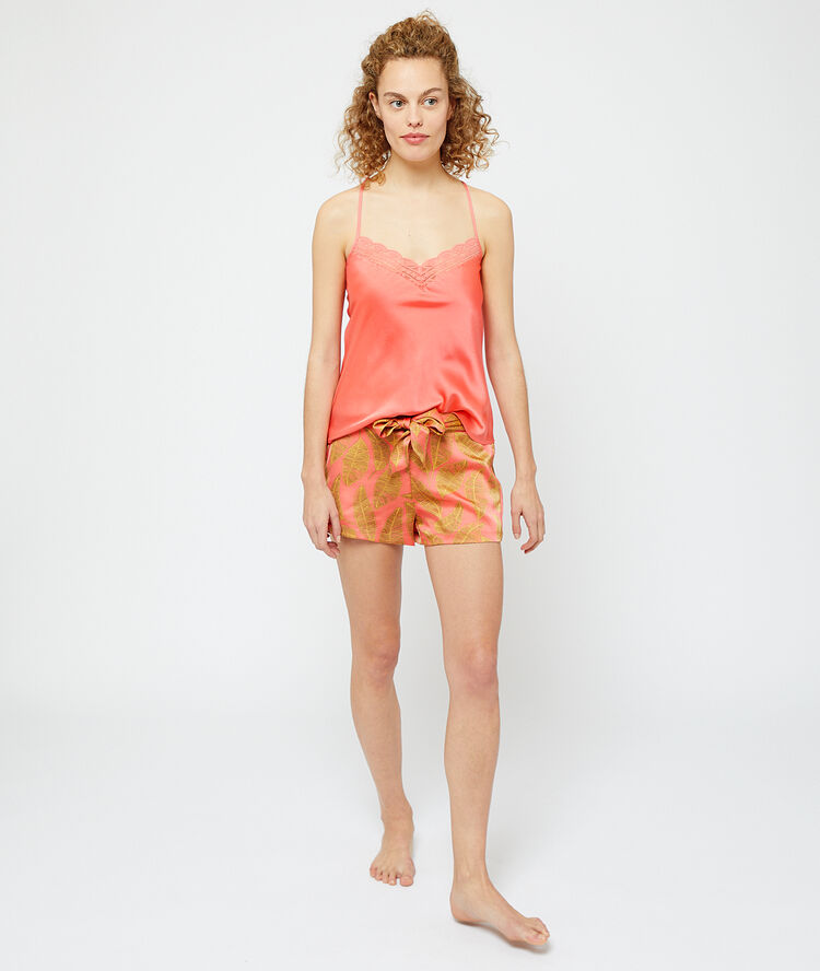 Satiny top pink.