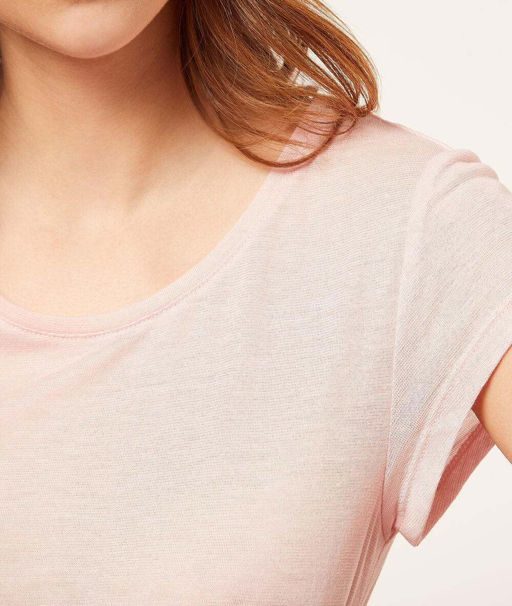 Nightshirt with lace hem pastel pink.