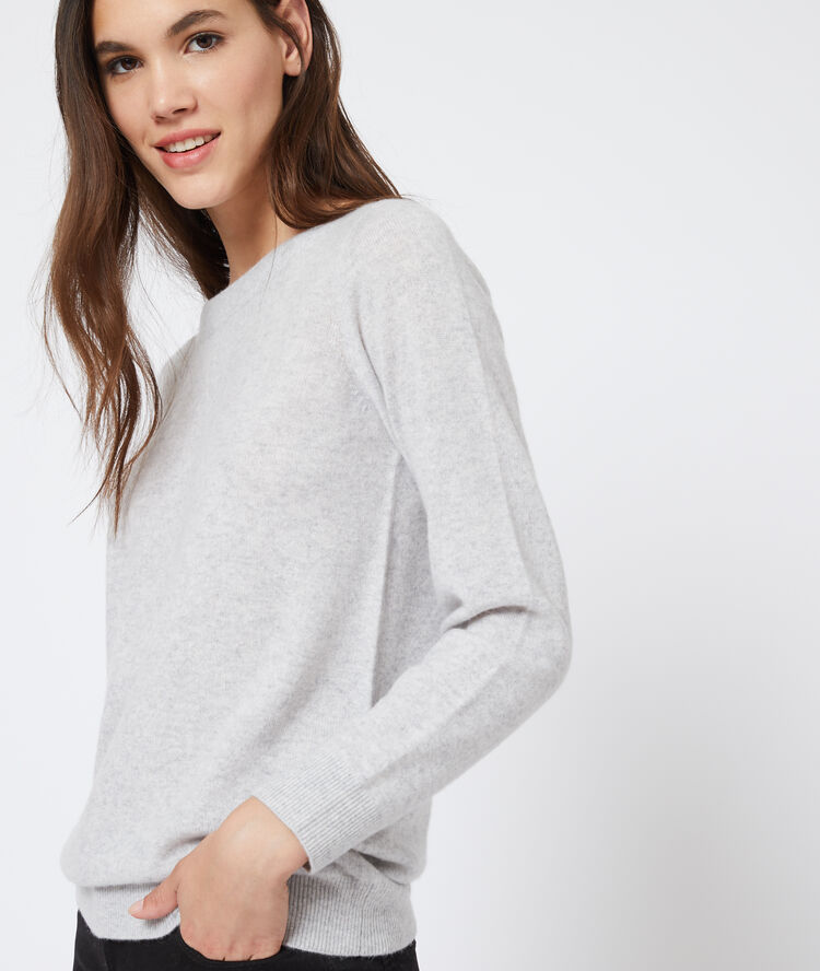 Boatneck cashmere jumper light grey marl.