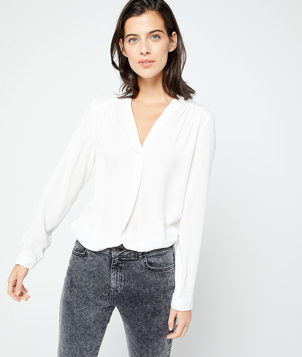 V neck blouse V neck blouse