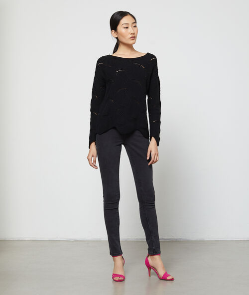 Chunky knit jumper black.