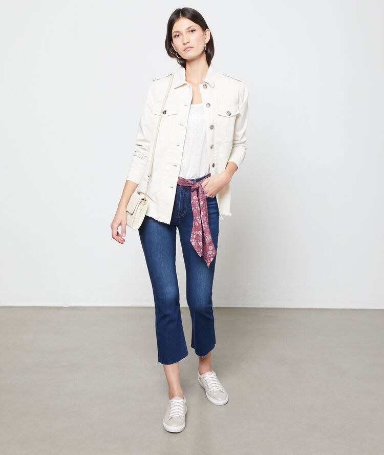 Jacket in an overshirt look white.