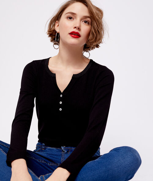 Button collar jumper Button collar jumper