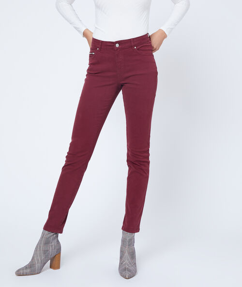 Pantalon slim en coton bordeaux.