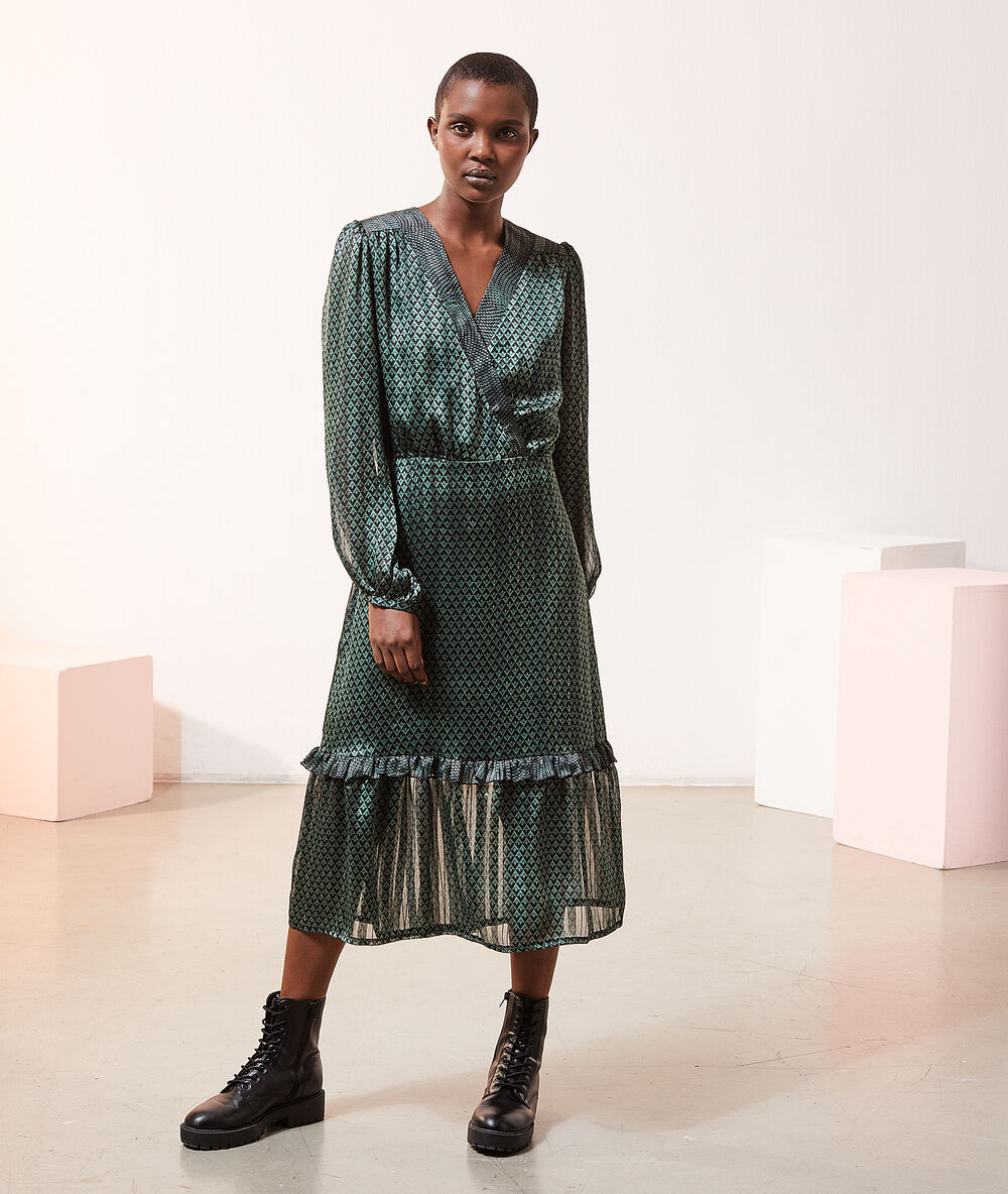 Robe longue cache-cœur imprimé géométrique noir.