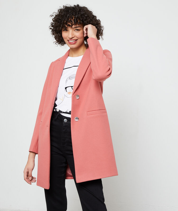 Coat in a straight cut nude.