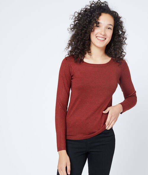 Pull col rond en maille fine epice.