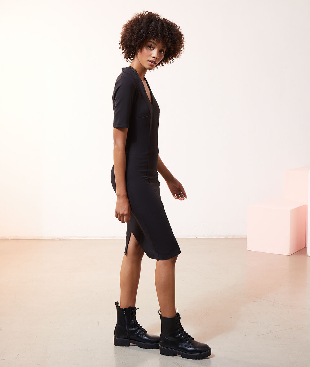 Robe zippée au dos 2 en 1 - brassière intégrée noir.