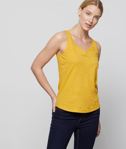 Raw notch neck tank top curry.