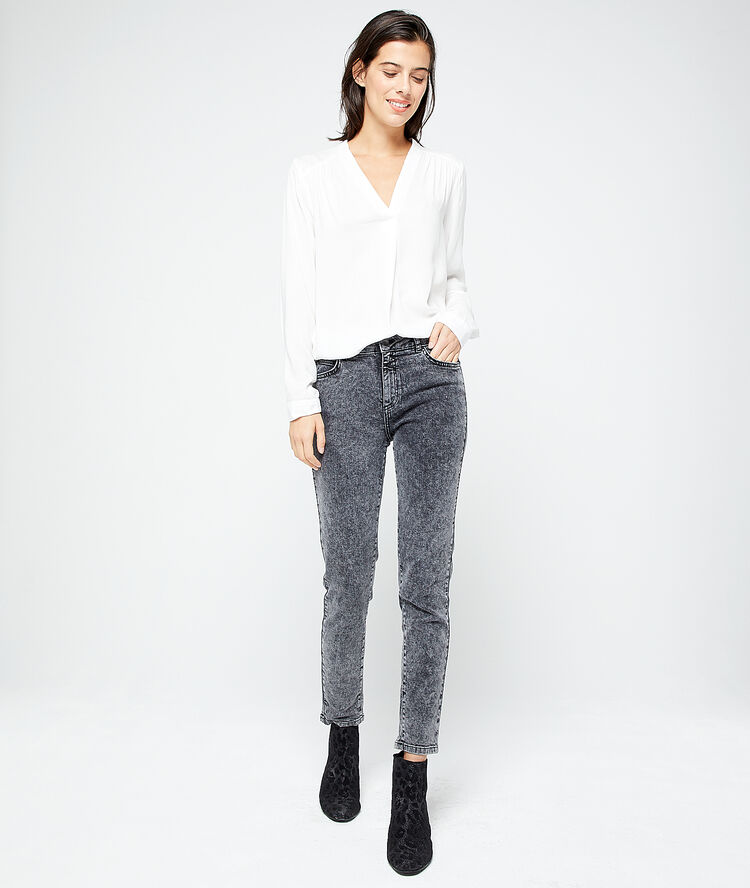 V neck blouse off white.