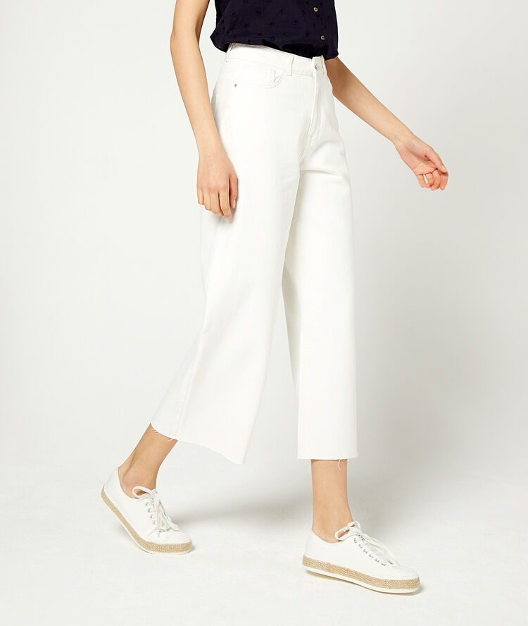 Flare jeans white.